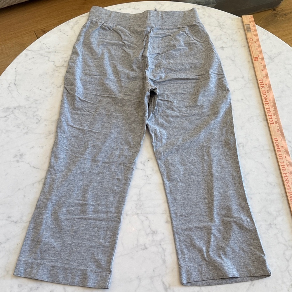 Chico’s Spa Capri Pants Women Size 0 Gray Pull On Stretch Lounge Casual - Picture 5 of 5